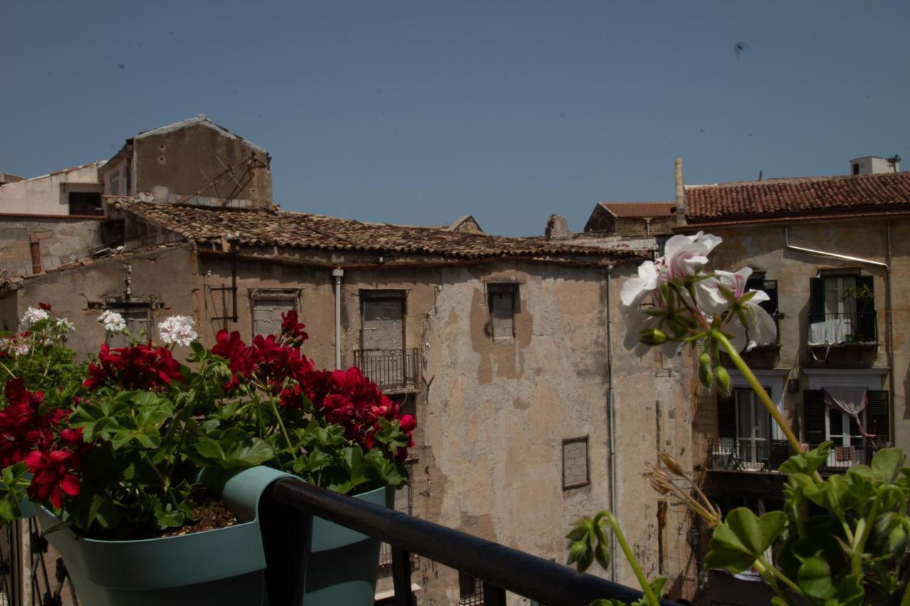 La Vucciria Di Guttuso Hotel - Palermo — Photos 3
